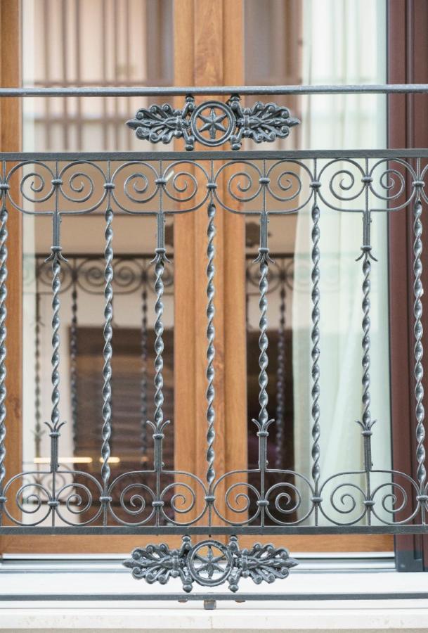 קאסטלמארה דל גולפו Oasi Del Golfo Suites B&B מראה חיצוני תמונה